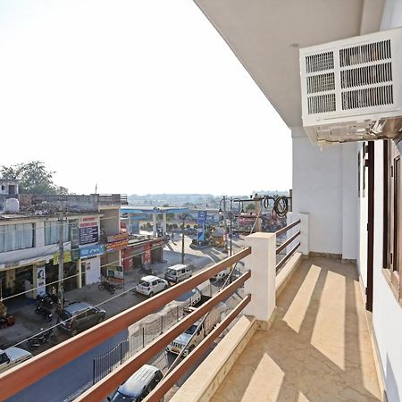 Collection O The Royal Fern Hotel Farrukhnagar Bagian luar foto