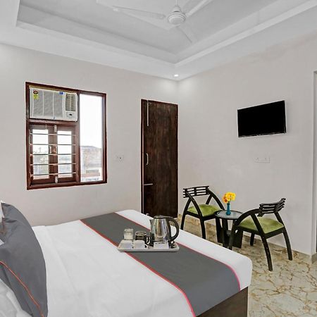Collection O The Royal Fern Hotel Farrukhnagar Bagian luar foto