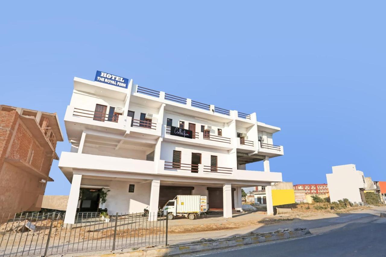 Collection O The Royal Fern Hotel Farrukhnagar Bagian luar foto